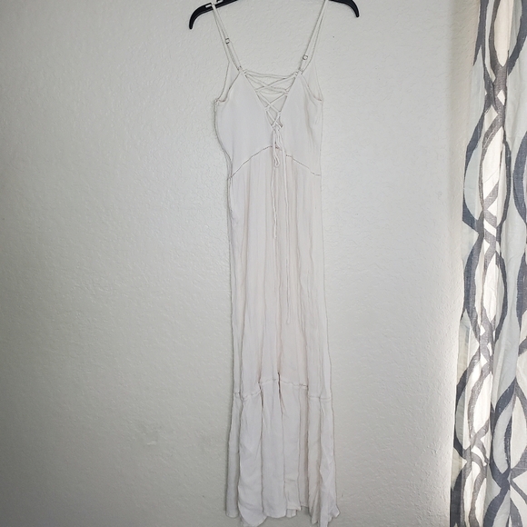 H&M Dresses & Skirts - H&M Coachella Dress Size 4